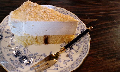自家製チーズケーキ まるも珈琲店 王子公園 神戸 おいちいものなら100でもいえるッ